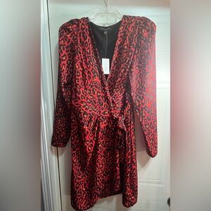 NWT Women’s Banana Republic Leopard Print Wrap Dress Size 2 Tall. Red and Black.